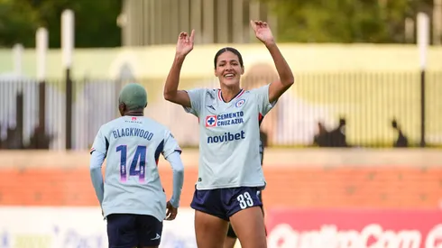 Aerial Chavarin impulsa a Cruz Azul Femenil con sus goles.
