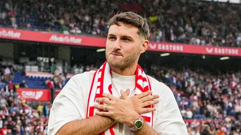 Santi Giménez reafirmó su vínculo con Cruz Azul desde Italia.