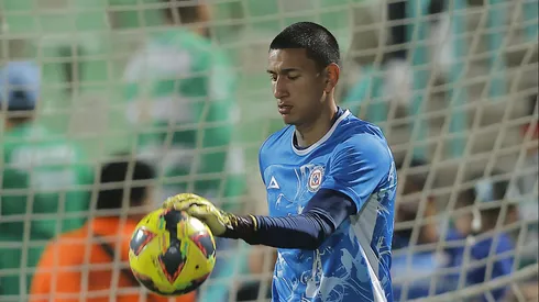 Revelan la razón por la que Emmanuel Ochoa no debutó en Cruz Azul