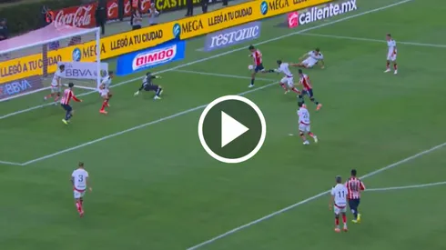 El ex jugador de Cruz Azul fue clave para que los rojiblancos se impusieran en el Clásico Tapatío.