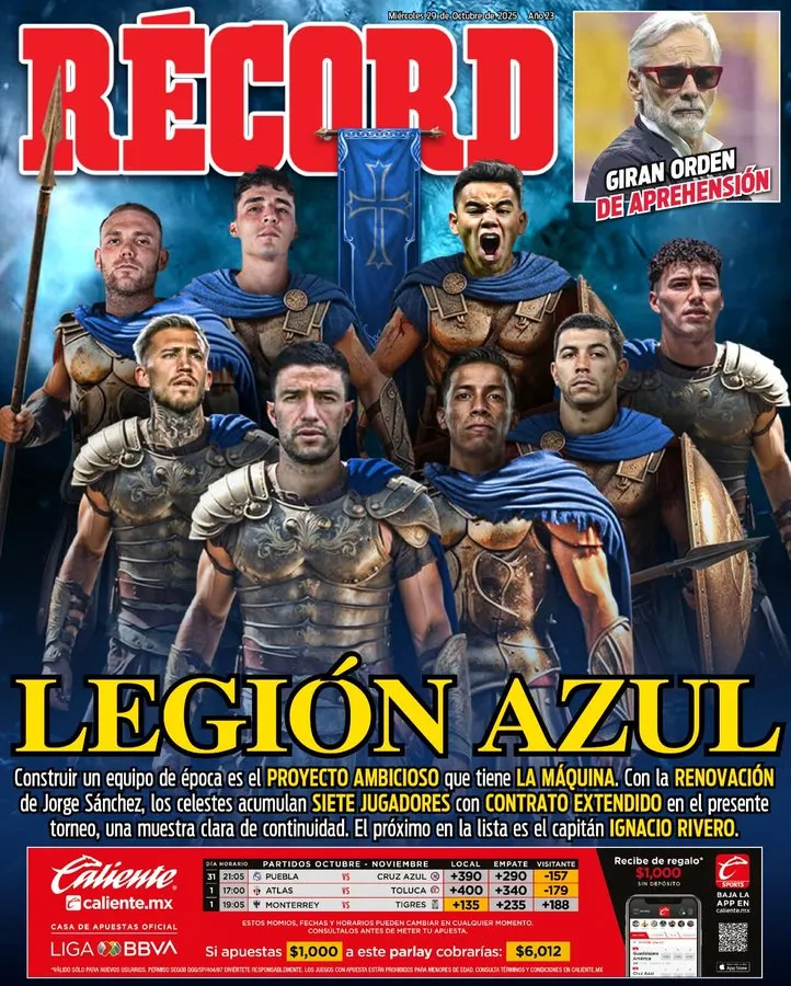 La última portada de Récord dedicada a las renovaciones en Cruz Azul.