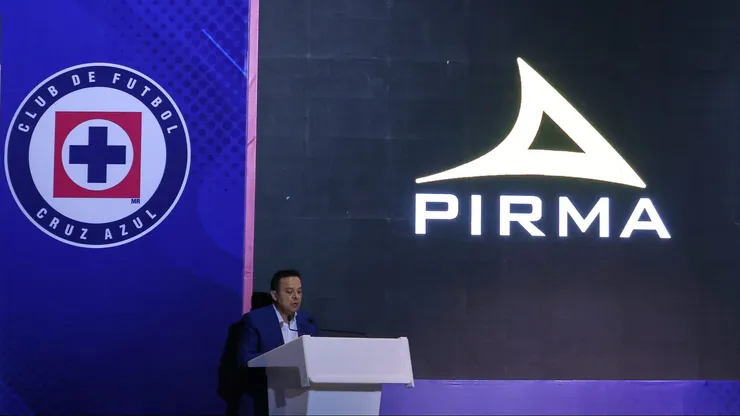 Cruz Azul anunció su extensión de contrato con Pirma.