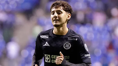 De jugar talachas a debutar en Cruz Azul.