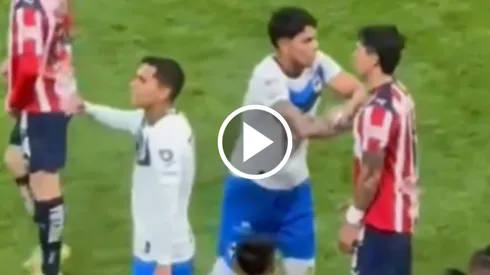 El ex jugador de Cruz Azul se señaló la entrepierna y señaló a un futbolista de las Chivas de Guadalajara.