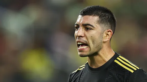 El mediocampista de Cruz Azul ingresó en la segunda mitad en un partido en el que la afición cuestionó a Javier Aguirre.