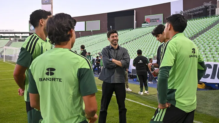 El ex delantero de las Chivas de Guadalajara eligió varios nombres que deberían estar en la lista final de Javier Aguirre.