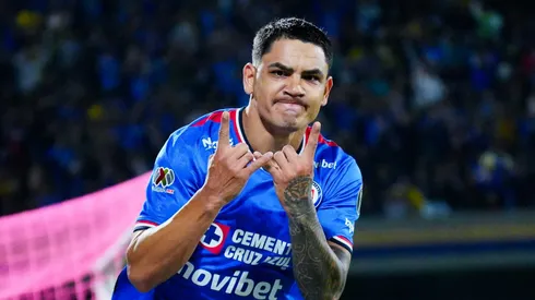 Gabriel Fernández debe quedarse en Cruz Azul.