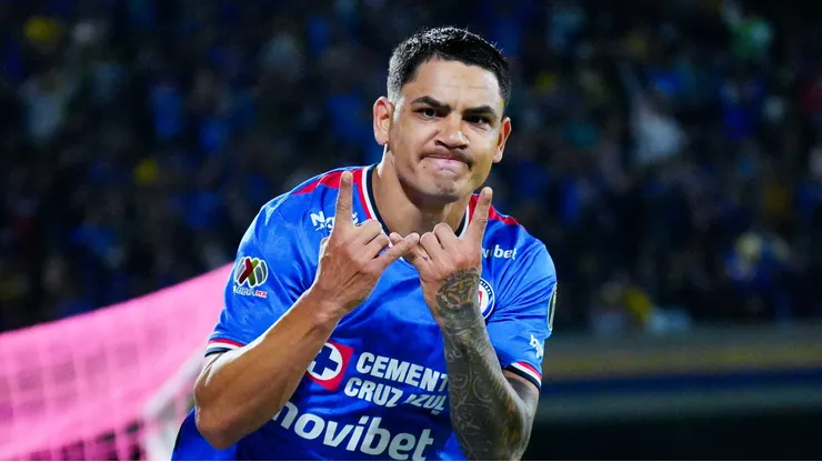 Gabriel Fernández debe quedarse en Cruz Azul.