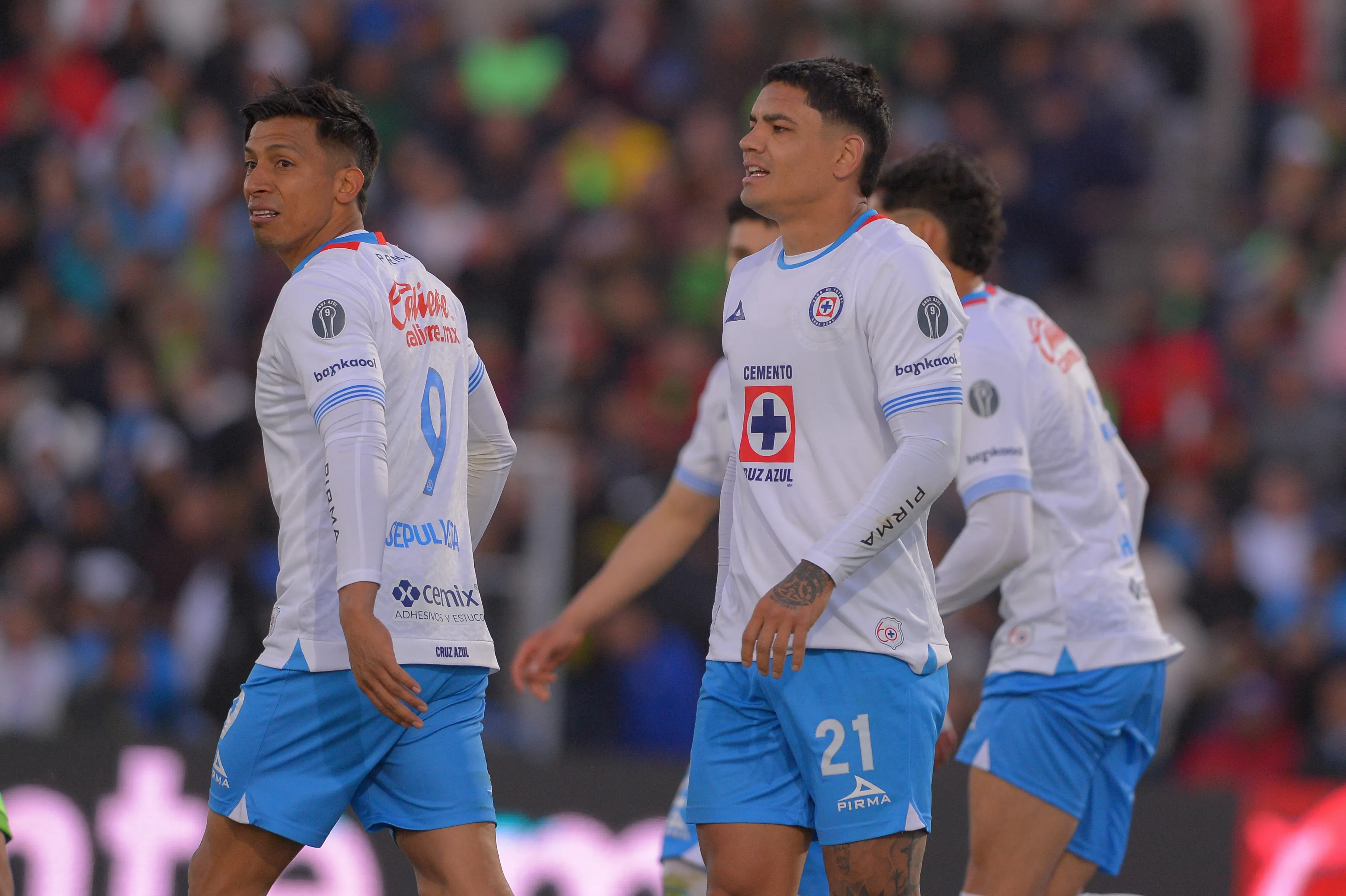 La salida de Ángel Sepúlveda a Chivas le abre un escenario inesperado al Toro Fernández de cara a 2026. (Imago7)