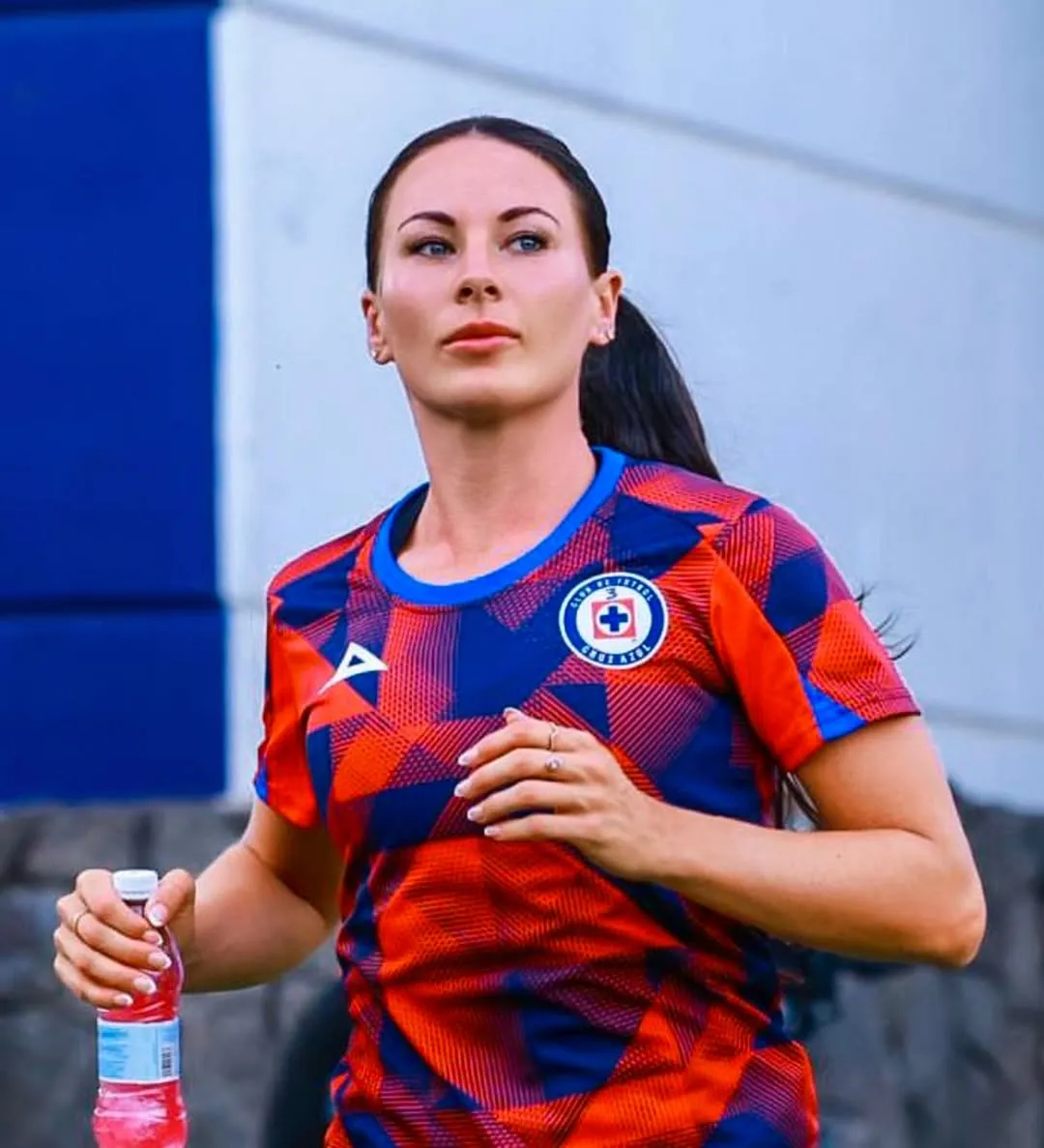 Leighanne Robe le dedicó un mensaje a la afición tras hacer historia (@leighannerobe)