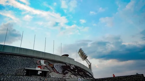 Ciudad de México, 3 de diciembre de 2025. Panorámica del estadio, durante el partido correspondiente a la ida de las Semifinales del torneo Apertura 2025 de la Liga BBVA MX, entre la Máquina Celeste del Cruz Azul y los Tigres de la UANL, realizado en el estadio Olímpico Universitario. Foto: Imago7 / Diego Padilla