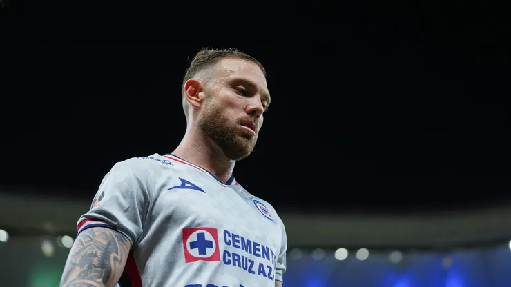 El futbolista argentino es uno de los jugadores más polivalentes con los que cuenta el plantel de Cruz Azul.