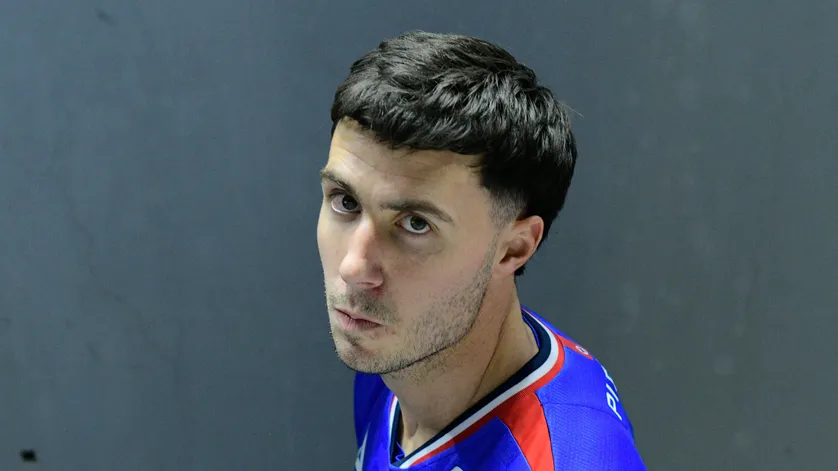 El desalentador problema que José Paradela está viviendo en Cruz Azul