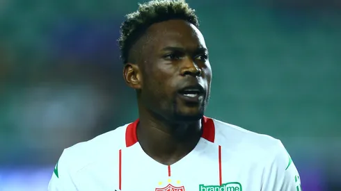 ¿Diber Cambindo a Pumas? Necaxa le puso precio a su salida