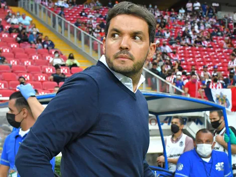 Ponen en duda la continuidad de Larcamón en Cruz Azul