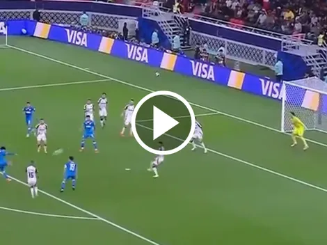 Golazo de Jorge Sánchez de volea contra Flamengo