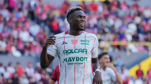 "Necaxa se le rió": la insólita oferta de Pumas por Diber Cambindo