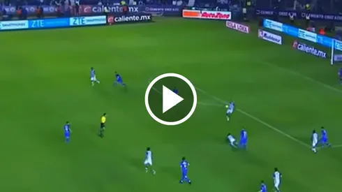 El defensor de Cruz Azul ya había cometido un fallo similar al que tuvo en el Derbi de las Américas contra los cariocas.
