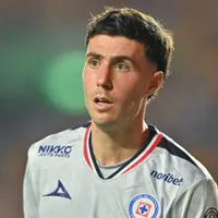 El problema de José Paradela que inquieta en Cruz Azul