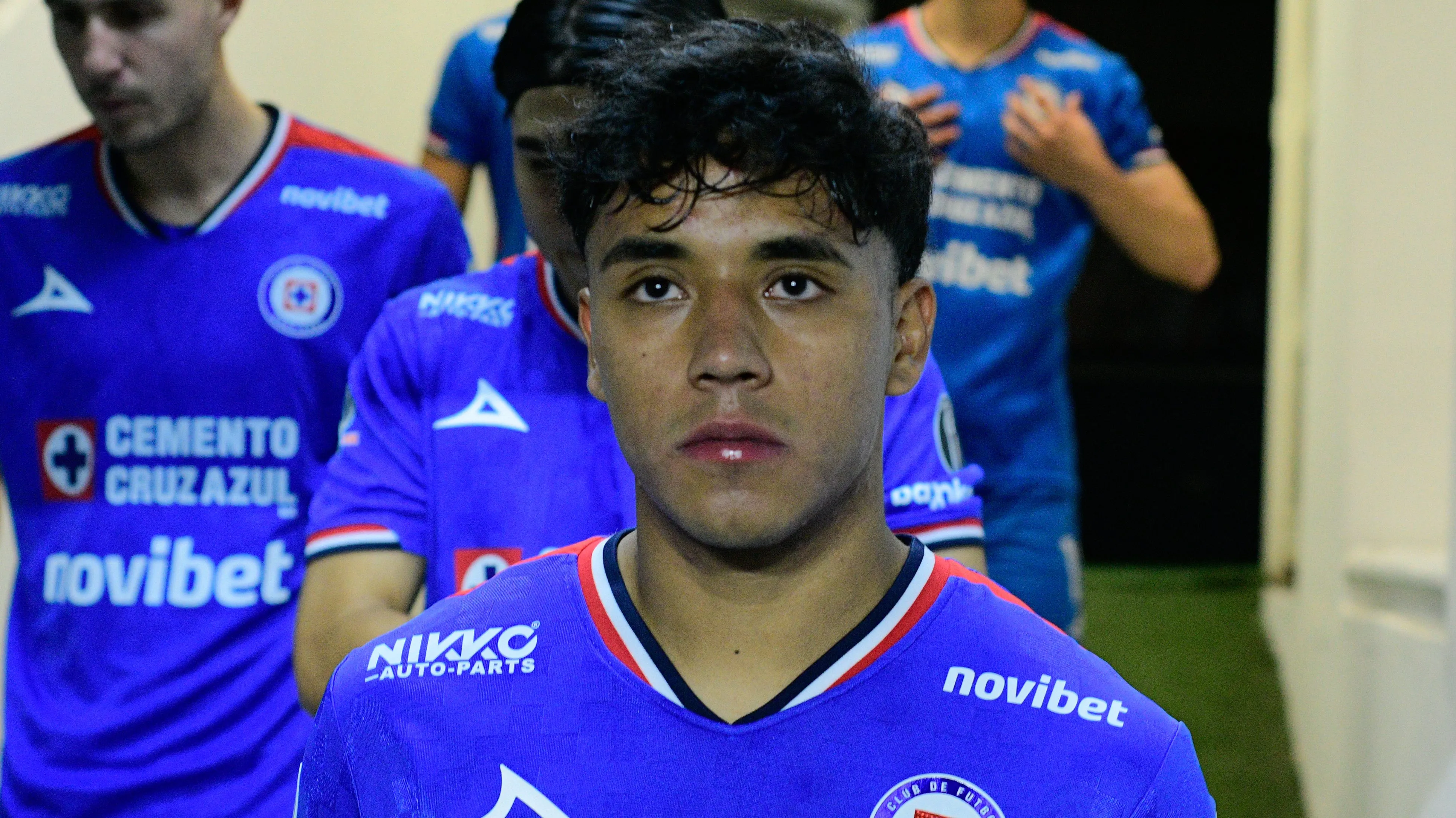 La razón detrás de la posible salida de Amaury Morales de Cruz Azul