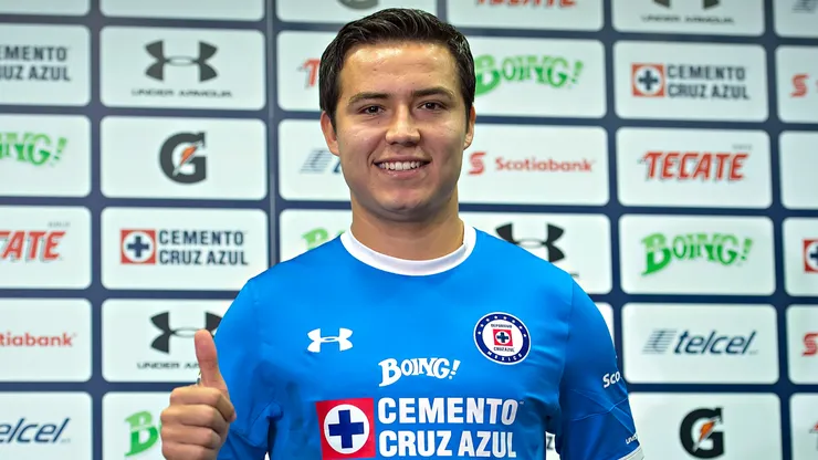 El ex cementero sigue vigente en una exótica liga.