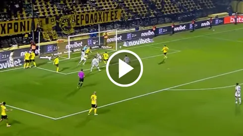 El ex delantero de Cruz Azul está en medio de los rumores de salida tras una supuesta oferta del Atlético Mineiro.