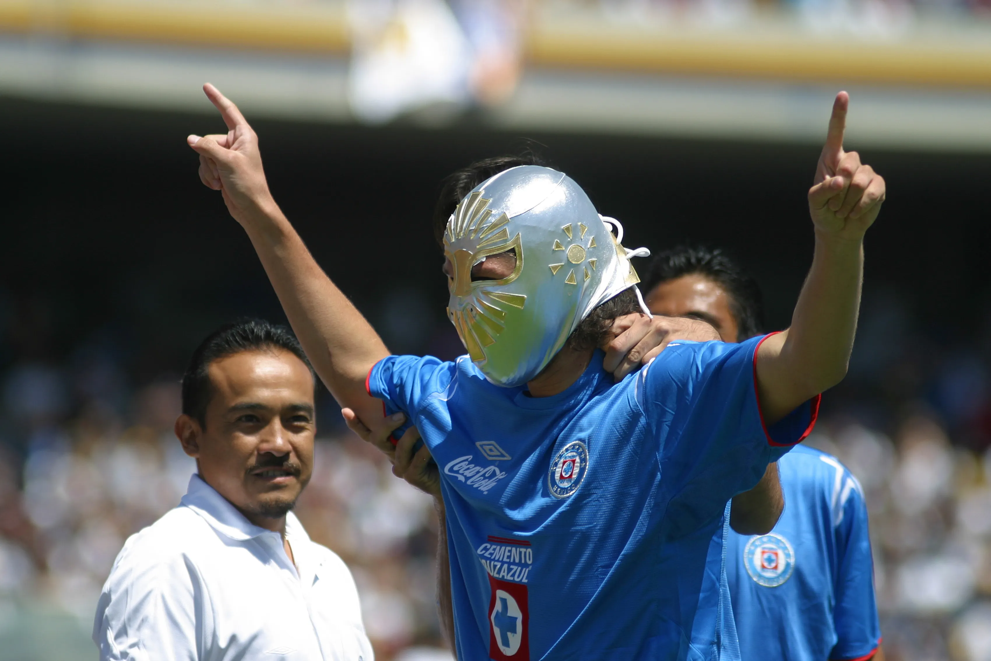 Místico Pereyra reveló cómo nació su icónico festejo con la máscara (Jam Media)