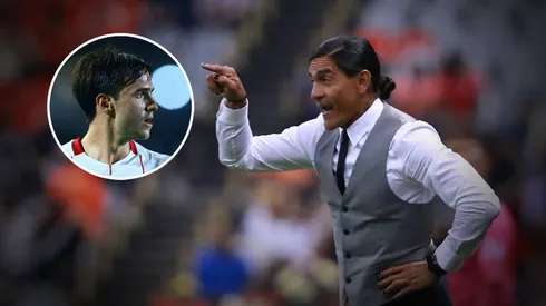Paco Palencia cuestionó el fichaje de Agustín Palavecino hacia Cruz Azul.
