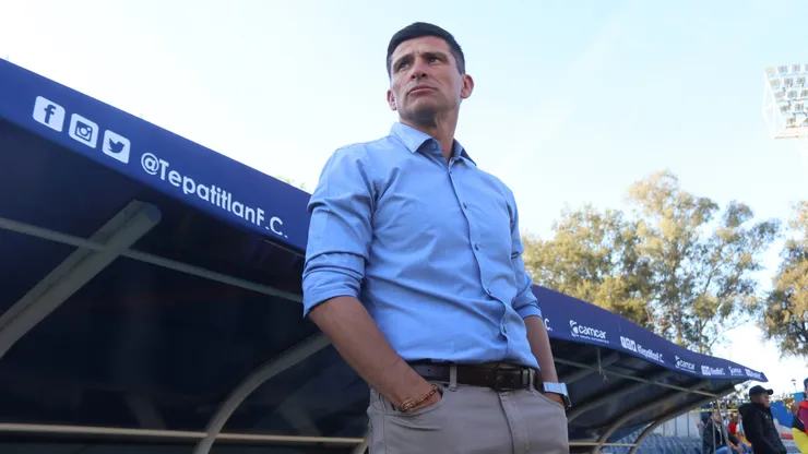 Místico Pereyra, ícono de Cruz Azul, defendió a Nicolás Larcamón