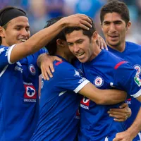 Se fue mal de Cruz Azul, estaba libre y consigue club a sus 35 años