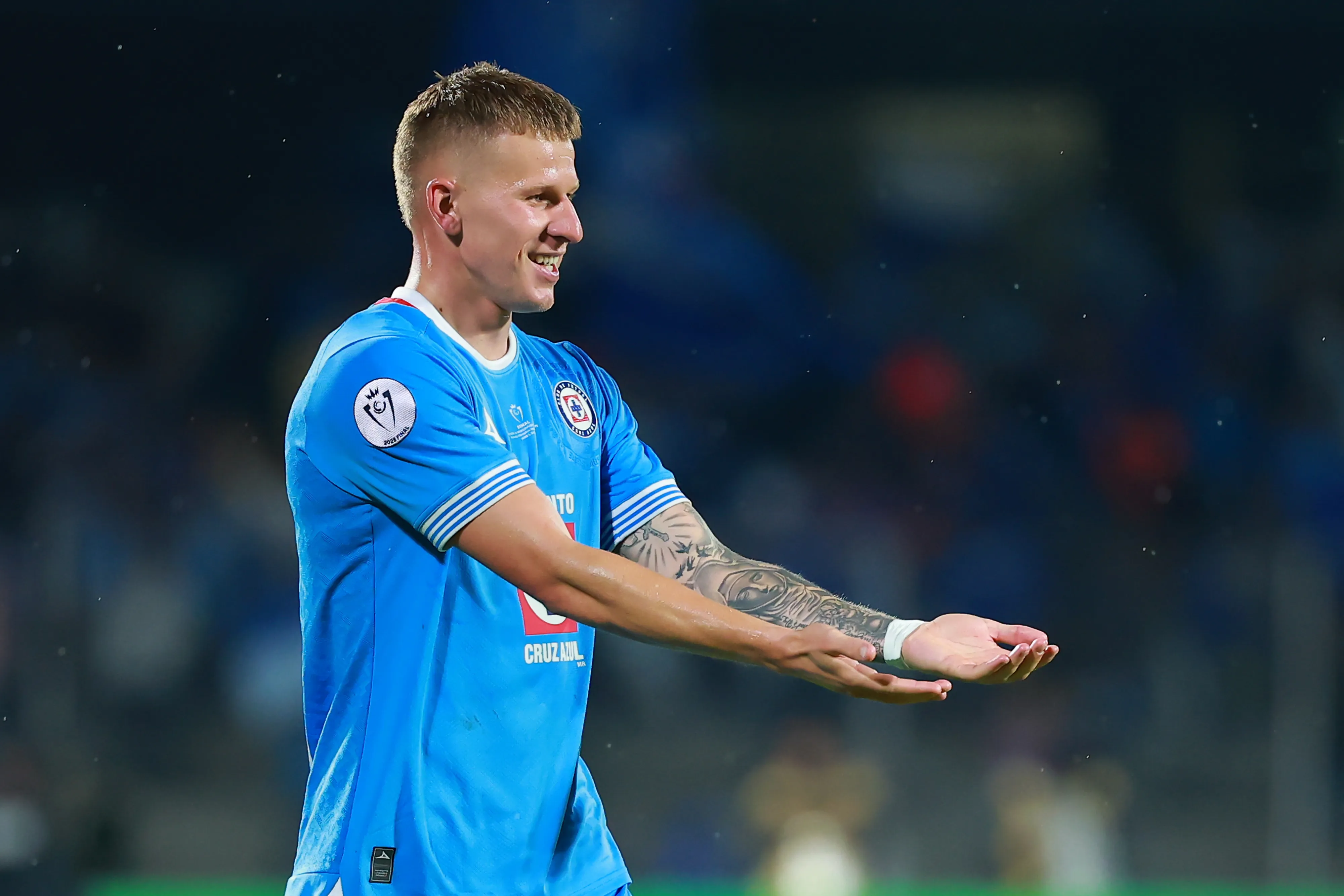 La estrategia oculta de Cruz Azul en la venta de Mateusz Bogusz (Getty Images)