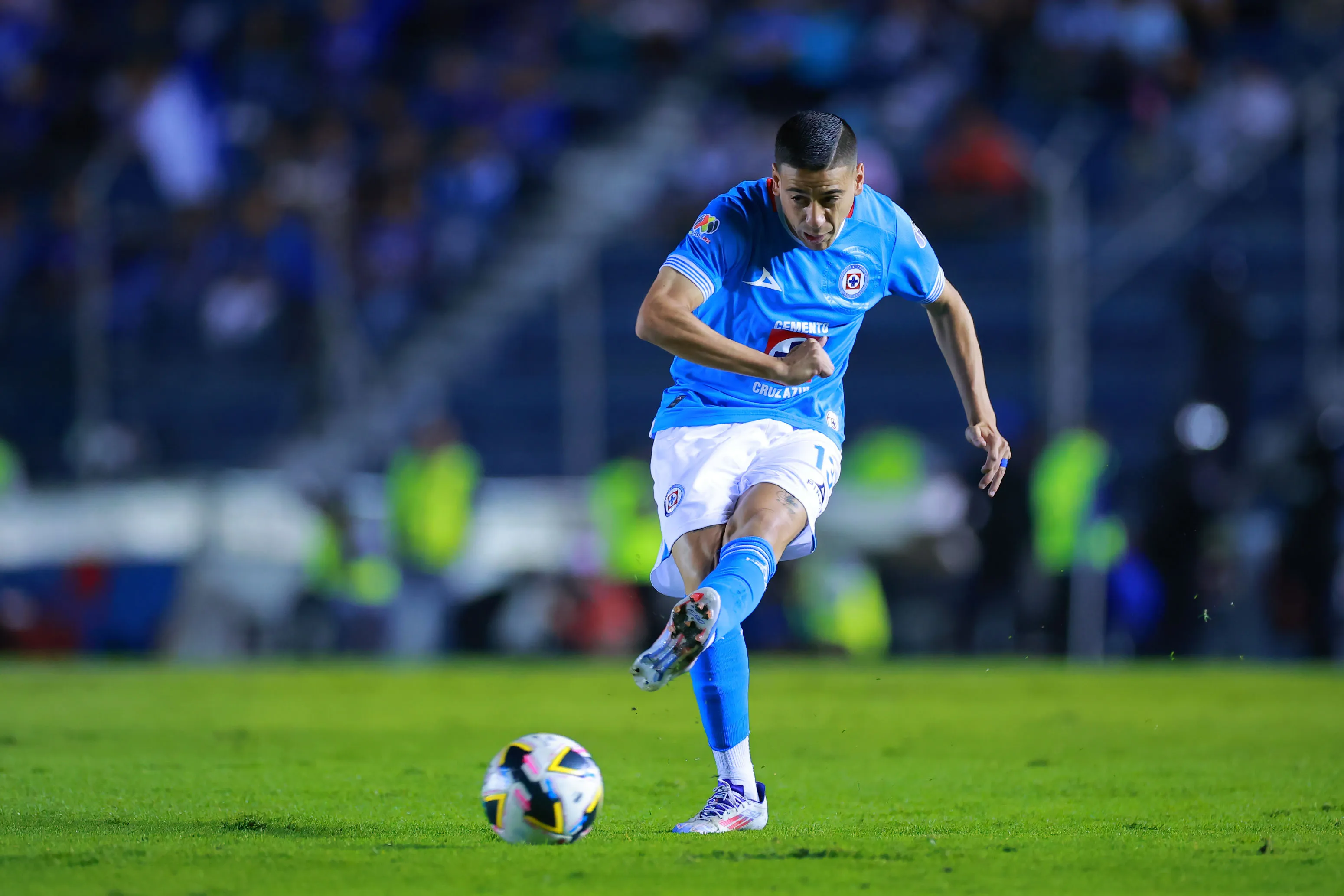 Camilo Cándido podría dejar Cruz Azul por otro equipo de la Liga MX (Imago 7)