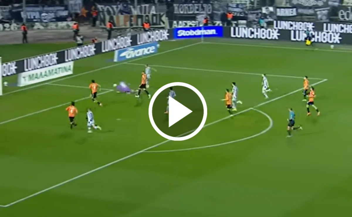 Ex Cruz Azul: El gol ‘a lo Ronaldo’ de Giorgos Giakoumakis para hacer líder al PAOK