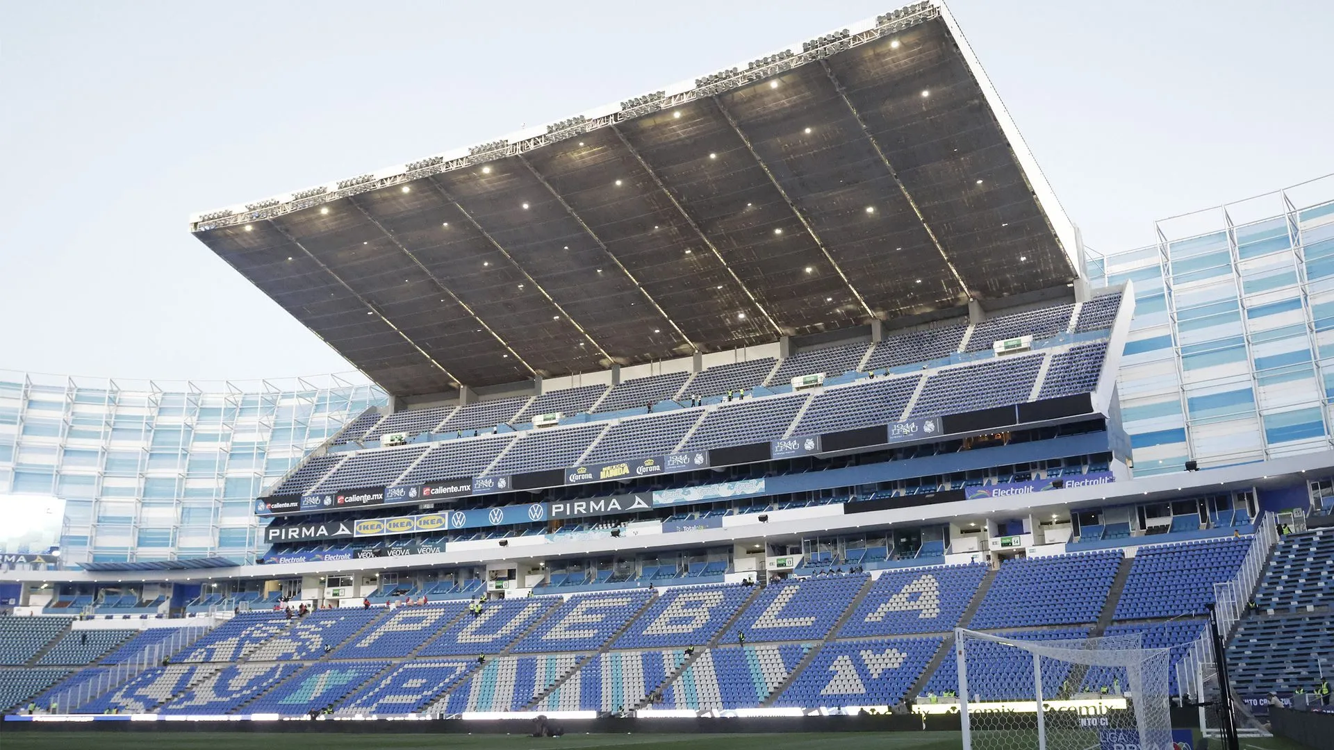 El estadio Cuauhtémoc albergó 4 partidos en 5 días. (Imago7)