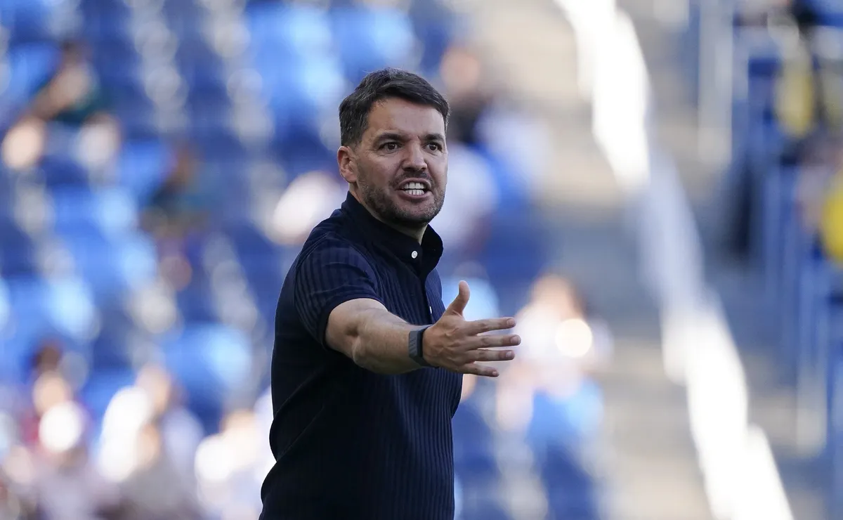 El mensaje de Nicolás Larcamón que marca el rumbo de Cruz Azul tras el inicio del Clausura 2026