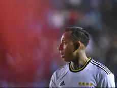 Villa enciende rumores con enigmático mensaje