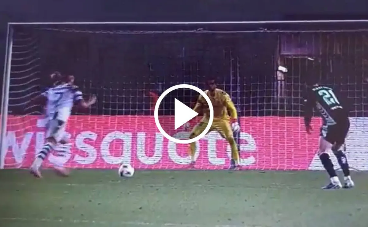 Giorgos Giakoumakis brilla con PAOK Salónica en Europa League con gol y asistencia ante Real Betis