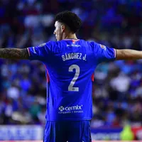 Cruz Azul responde a la oferta del PAOK por Sánchez