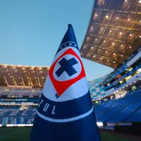 Revelan la razón por la que Cruz Azul todavía no fichó a un defensa