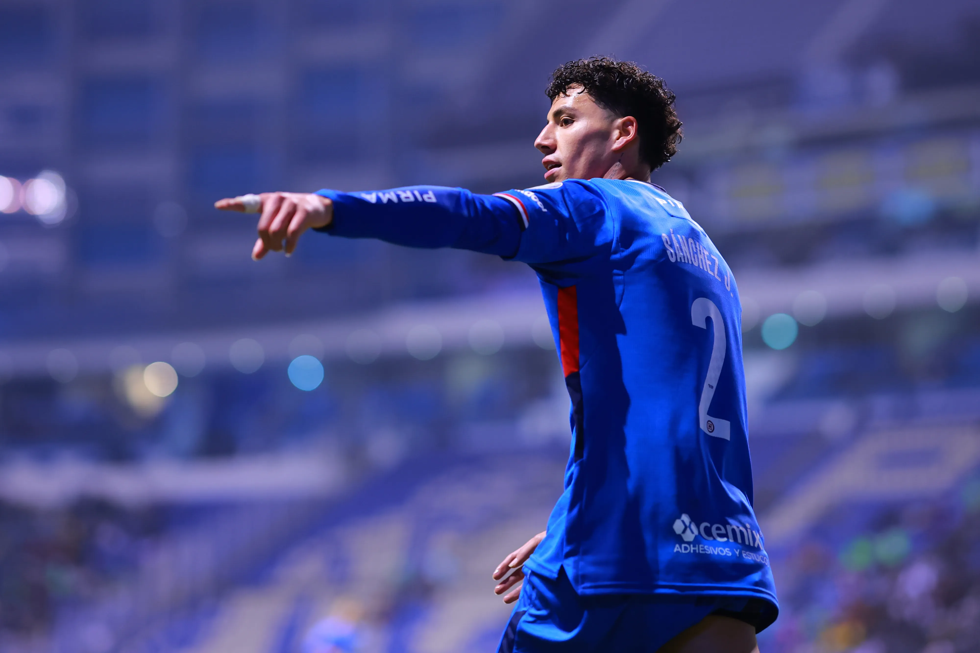 La razón que empuja a Jorge Sánchez a continuar en Cruz Azul (Getty Images)