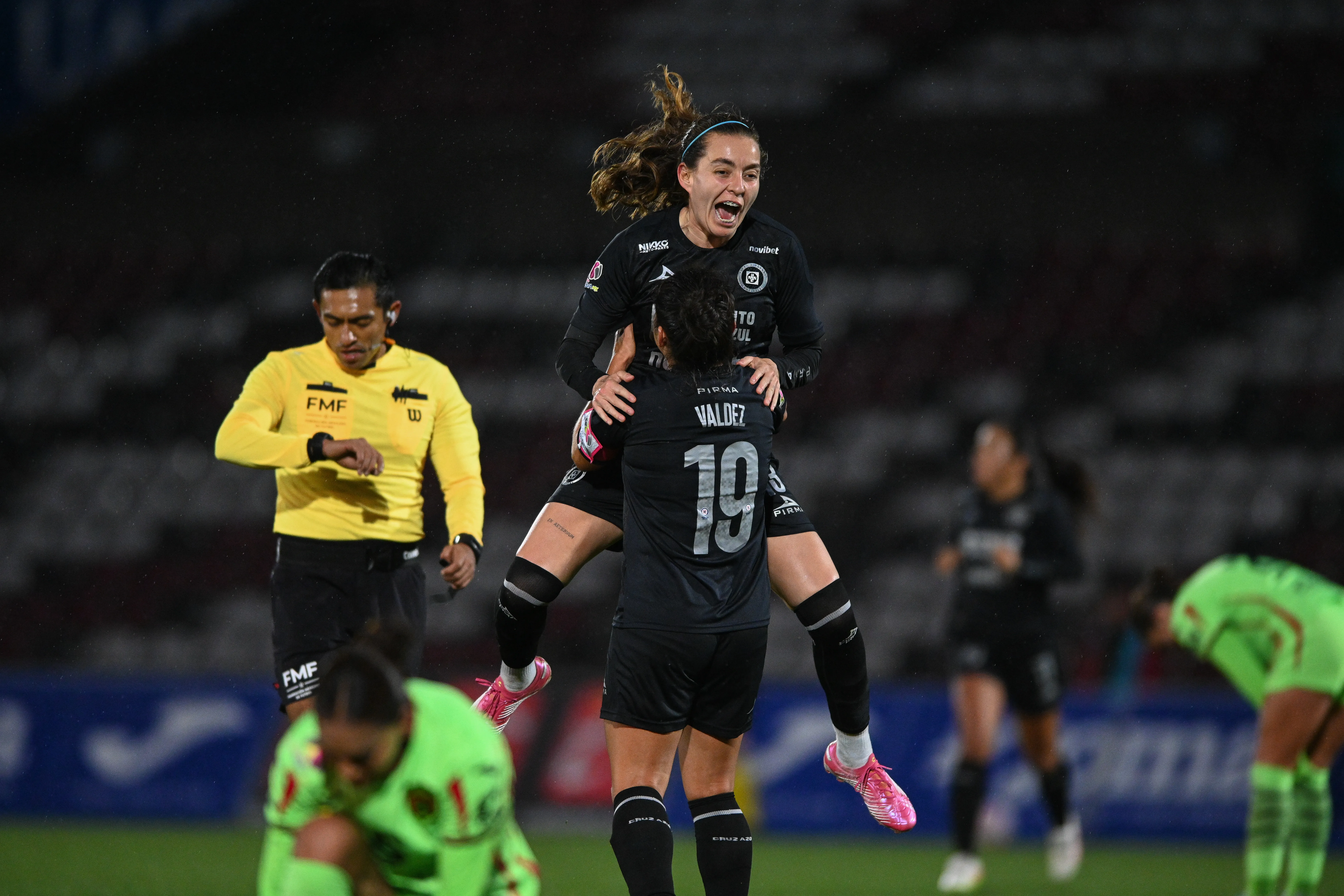 El festejo del gol de Valeria Valdez (IMAGO 7)