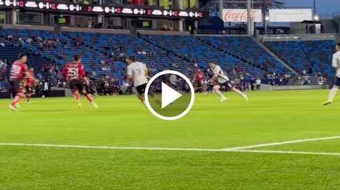 José Paradela igualó el partido para Cruz Azul.