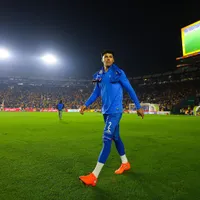 Bomba: Jorge Sánchez tiene un pie fuera de Cruz Azul