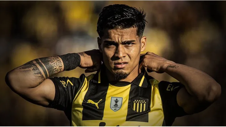 El delantero de Peñarol fue vinculado con Cruz Azul y se reveló la verdad detrás de los rumores.