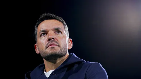 Nicolás Larcamón tendrá que gestionar el armado del equipo ya que encara una semana llena de compromisos complicados.