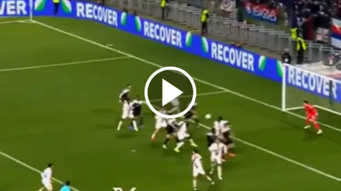 Giorgos Giakoumakis confirmó su buen momento de cara al arco en la última jornada de la ronda de liguilla de la UEFA Europa League.