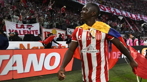 Edwuin Cetré sí saldrá de Estudiantes de La Plata después de muchas semanas de especulación.