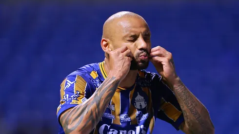 Joao Pedro cumple 34 años el próximo mes y su edad ha generó dudas en la afición sobre la viabilidad de su fichaje.