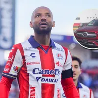 El millonario carro que mostró Joao Pedro mientras suena en Cruz Azul