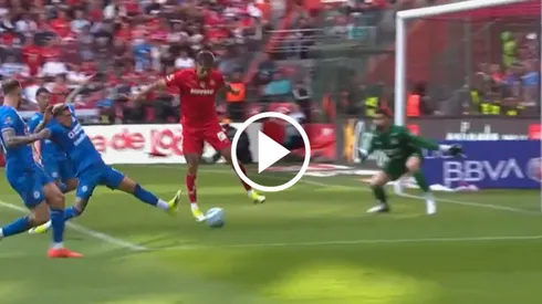 El atajadón de Andrés Gudiño contra Toluca